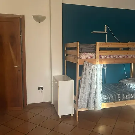 Guest house Posto Letto In Condivisa *